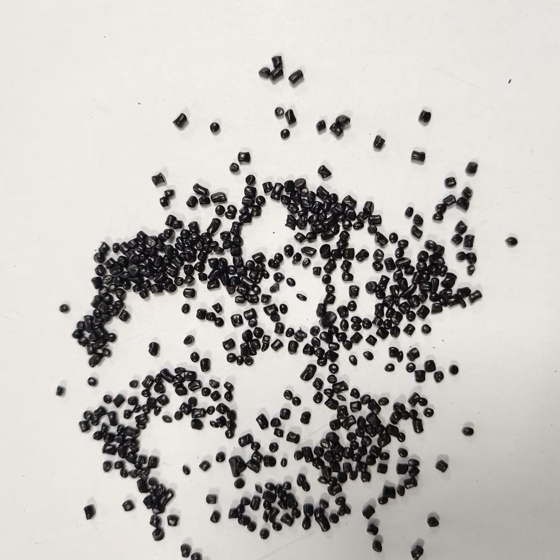  高黑度母粒R60增材工程管材