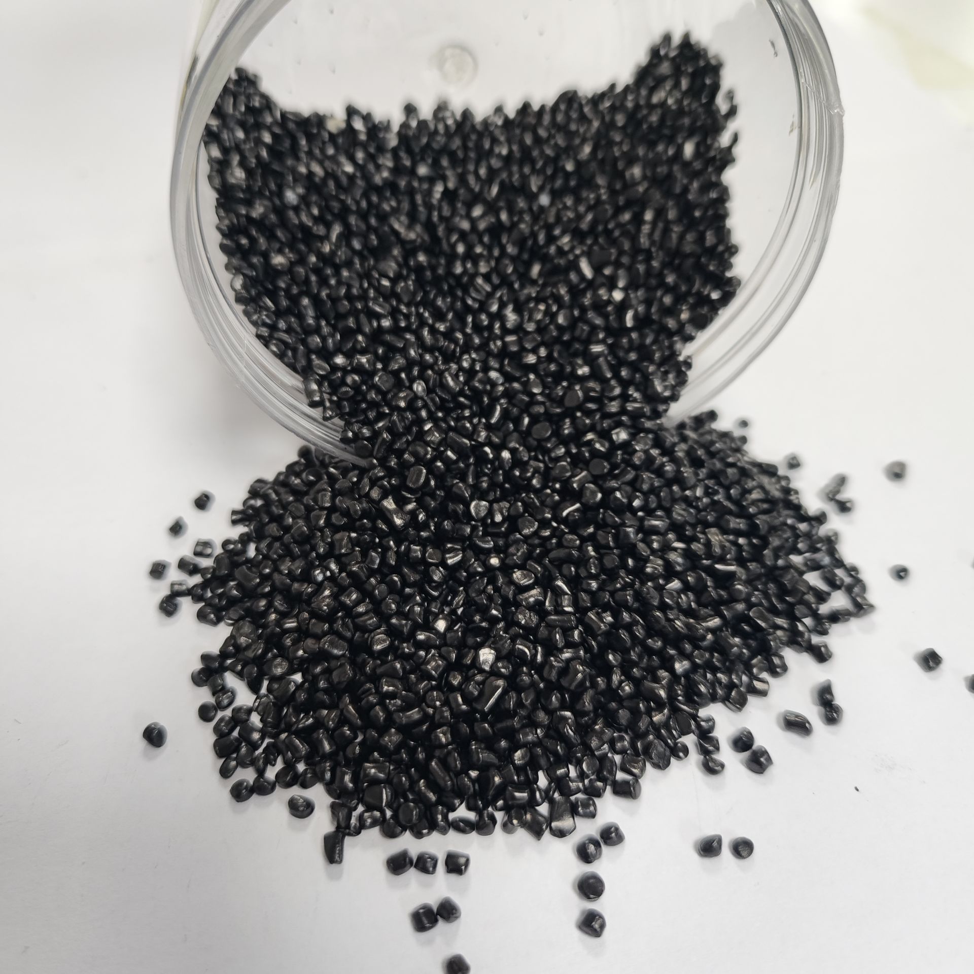  高黑度母粒R60增材工程管材